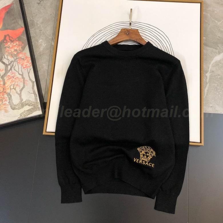 Versace Men's Sweater 111